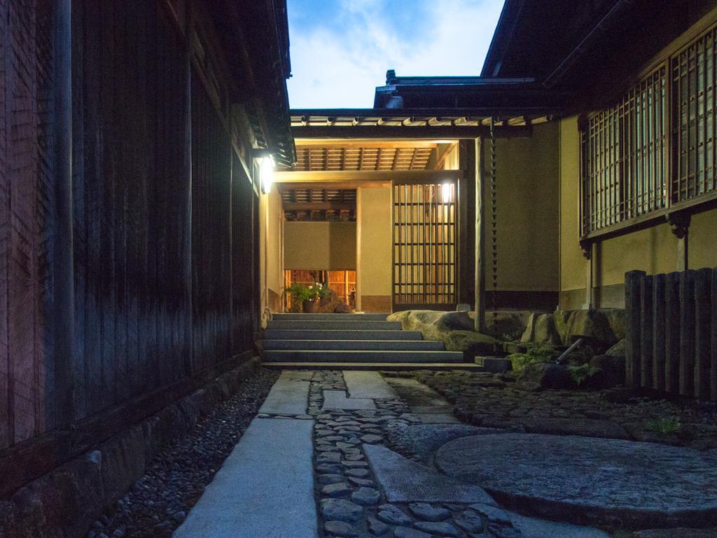Villa SUKIYA-zukuri Su ehiro House Hida Exterior foto